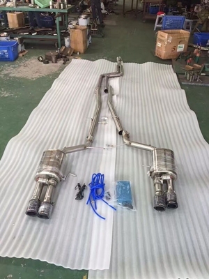 輝く表面自動車排気管 BMW 5シリーズ 520 523 525 528 530 535 F10 F18 M5 まで