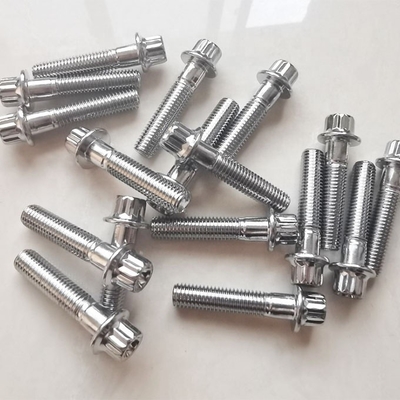 ユニバーサル互換性 M7x32 スチール クロム付12点ホイールボルト