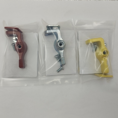 ユニバーサル シルバー ロックアウトレバー キット A/C スイッチ 自動車 バッテリー マスター 切断 スイッチ 車 製造 車 黄色 赤