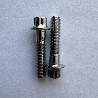 パフォーマンス M8 x1.25x 32MM レーシングカー用チタンフレンズボルト 黒/緑/自然仕上げ オーダーメイド