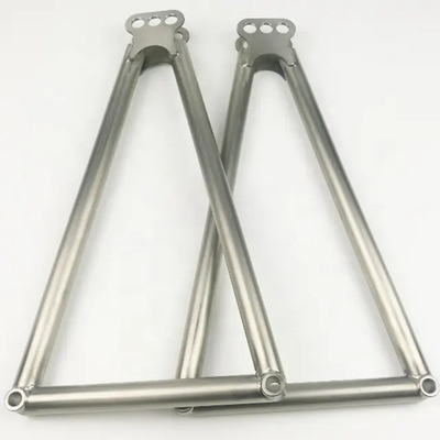 ユニバーサル ジェイコブス 梯子 天然チタン 13 5/8 &quot; スプリントカー 3ホール