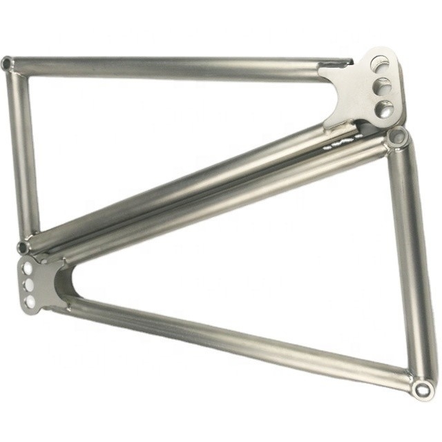 スプリントカー Triple-X ユニバーサルフィットメント 簡単に設置できます 天然チタン13 5/8&quot; 14&quot;と3穴のジェイコブス梯子